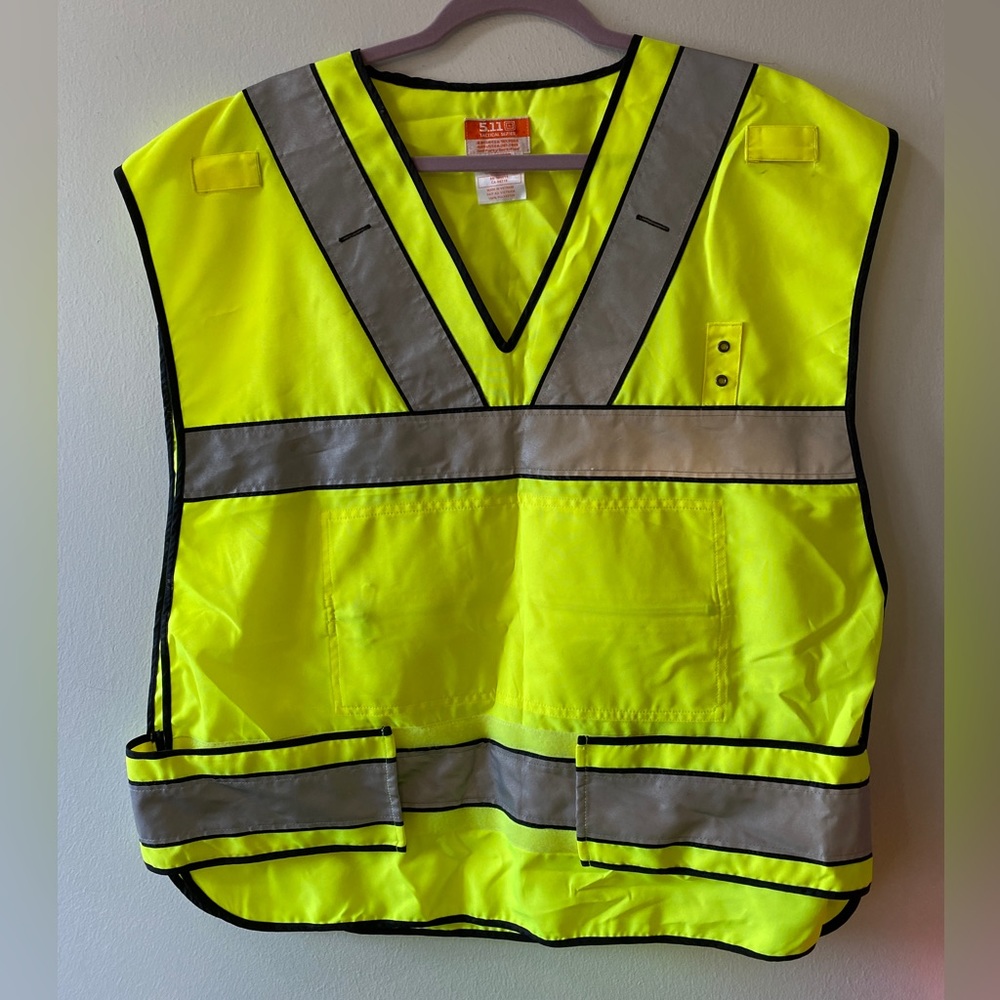 High Visibility Safety Vest with Reflective Strips and Velcro